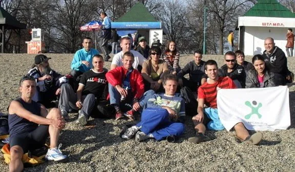 Veselo društvance na druženju posle trke